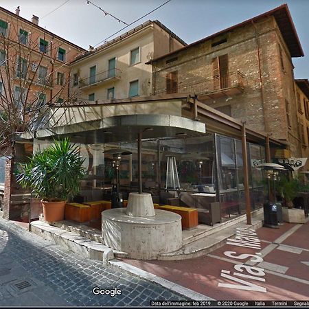Alloggio Urbano - Centro Storico Terni Luaran gambar